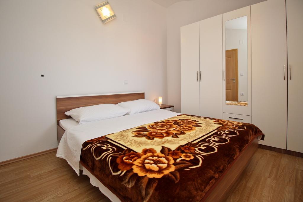 Apartments Koritnik Punat Extérieur photo