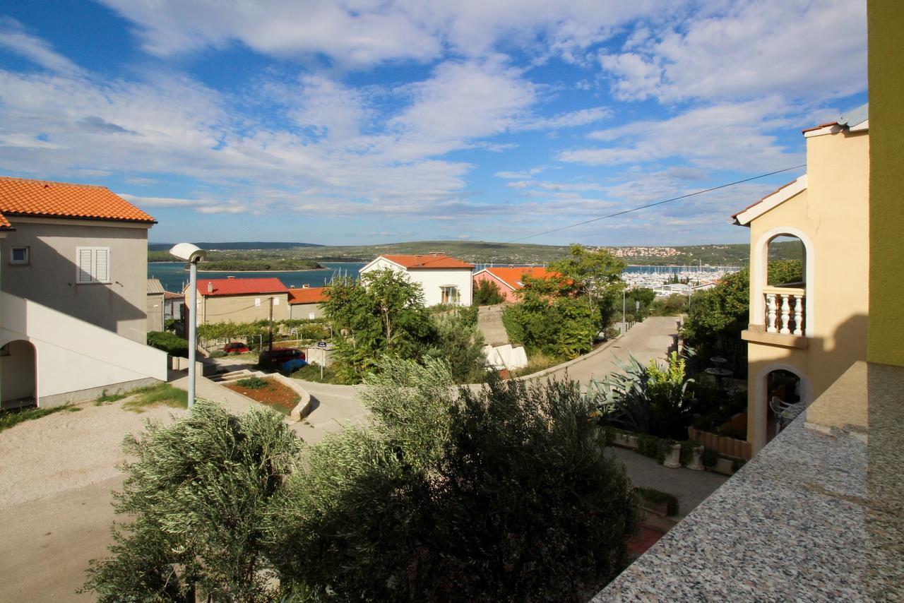 Apartments Koritnik Punat Extérieur photo